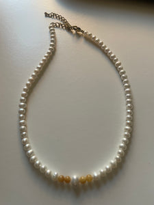 PEARL & YELLOW JADE NECKLACE